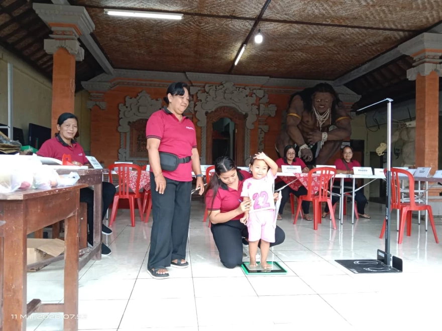 POSYANDU SIKLUS HIDUP DI WILAYAH BR TENGAH SEMETON